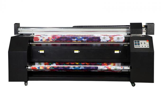 Ordene el rollo de la impresora de materia textil de Digitaces para rodar con el sistema de calefacción de la sublimación del tinte 1