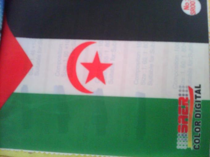 Tinta de impresión de la sublimación del tinte para imprimir la bandera de encargo de la materia textil de la bandera de los banderines 2