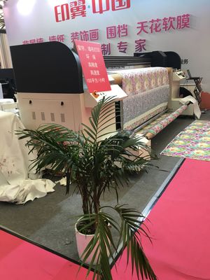 Compensación y alimentación automáticas de alta resolución de gran tamaño de la impresora de la bandera