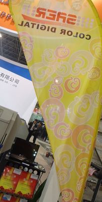 Las impresoras interiores y al aire libre de la tela de Digitaces usadas en acto rápidamente muestran