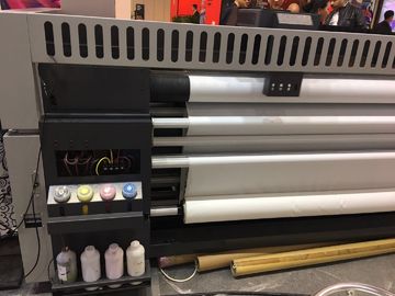 Tres Epson 4720 cabezas teñen el equipo de la sublimación con tinta a base de agua/de la dispersión